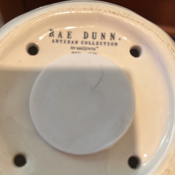 Rae Dunn “Gobble” Acorn Birdhouse EUC - Picture 2 of 2